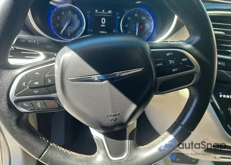 2017 Chrysler Pacifica Touring L from USA, damaged, VIN 2C4RC1BG5HR676301